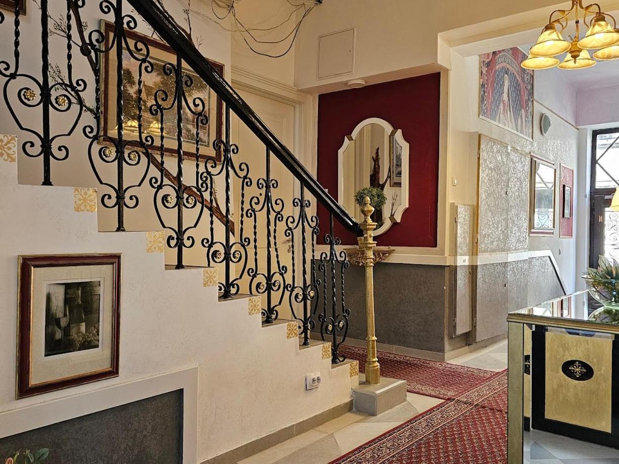 Vansvel Royal Boutique Apartment 2 Belgrade Exterior photo